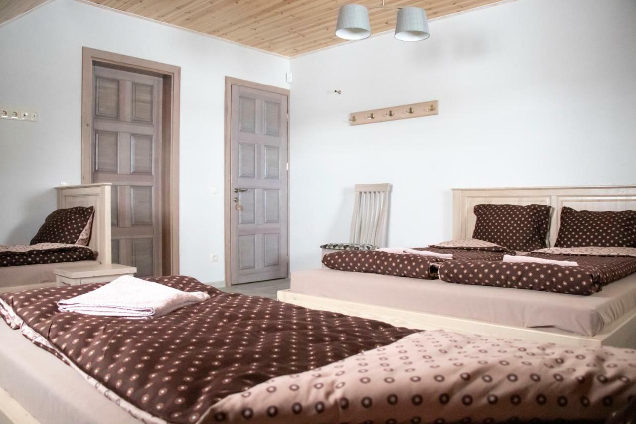 Vainutas Kaimo Turizmo Sodyba "Azuola" المظهر الخارجي الصورة